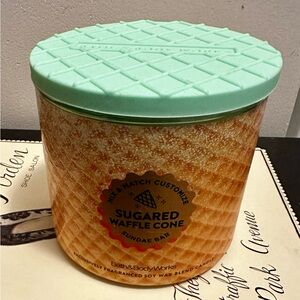 Bath & Body Works Sugared Waffle Cone 3-Wick Scented Candle